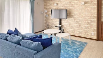 3 bedrooms, free WiFi, bed sheets