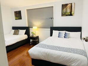 6 Schlafzimmer, Bügeleisen/Bügelbrett, Reisekinderbett, kostenloses WLAN