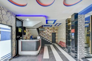 Lobby - OYO 4010 Zaara Guest House Syariah (Padang)