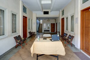 Balcony - OYO 90068 Exclusive Barkah Residence Syariah (Jakarta)