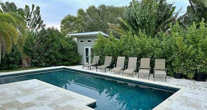 Tranquil Escape Heated Pool & Hot Tub - Gulf Coast Beach - Home away from Home