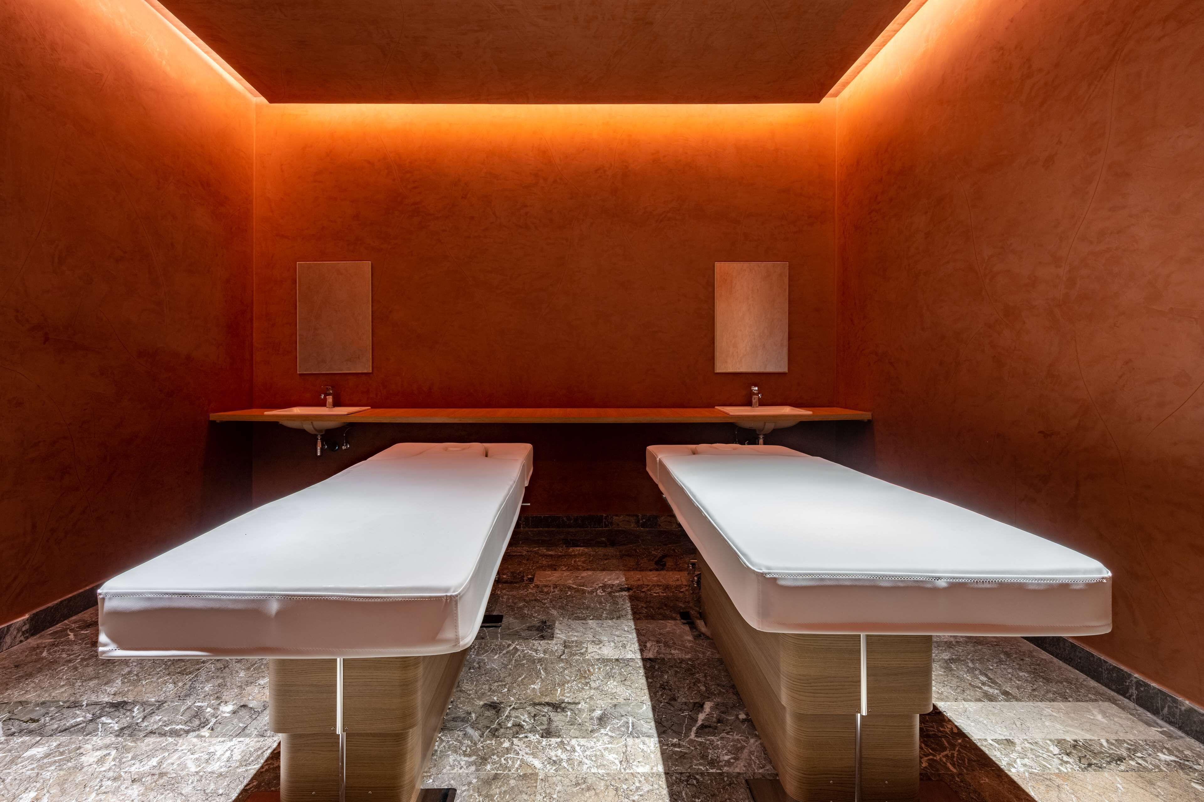 身体护理、体膜护理、身体磨砂、面部护理、指（趾）甲修剪和护理