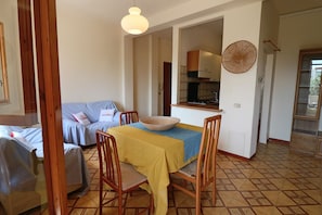 Comfort Apartment, 1 Bedroom | Living area