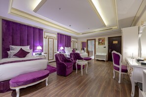 Standard Room, 2 Single Beds | Down duvets, individually decorated, individually furnished, desk - WA Hotel (Jeddah)