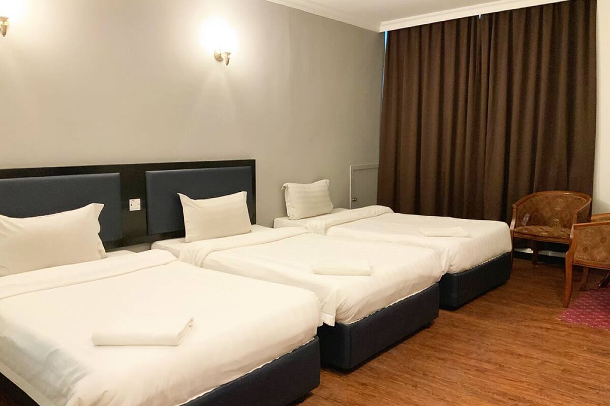 Family Triple Room | Desk, WiFi (free)