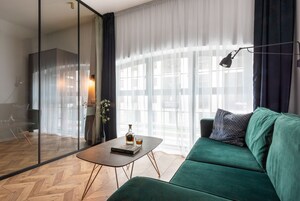 Deluxe Apartment | Individually decorated, individually furnished, desk, laptop workspace