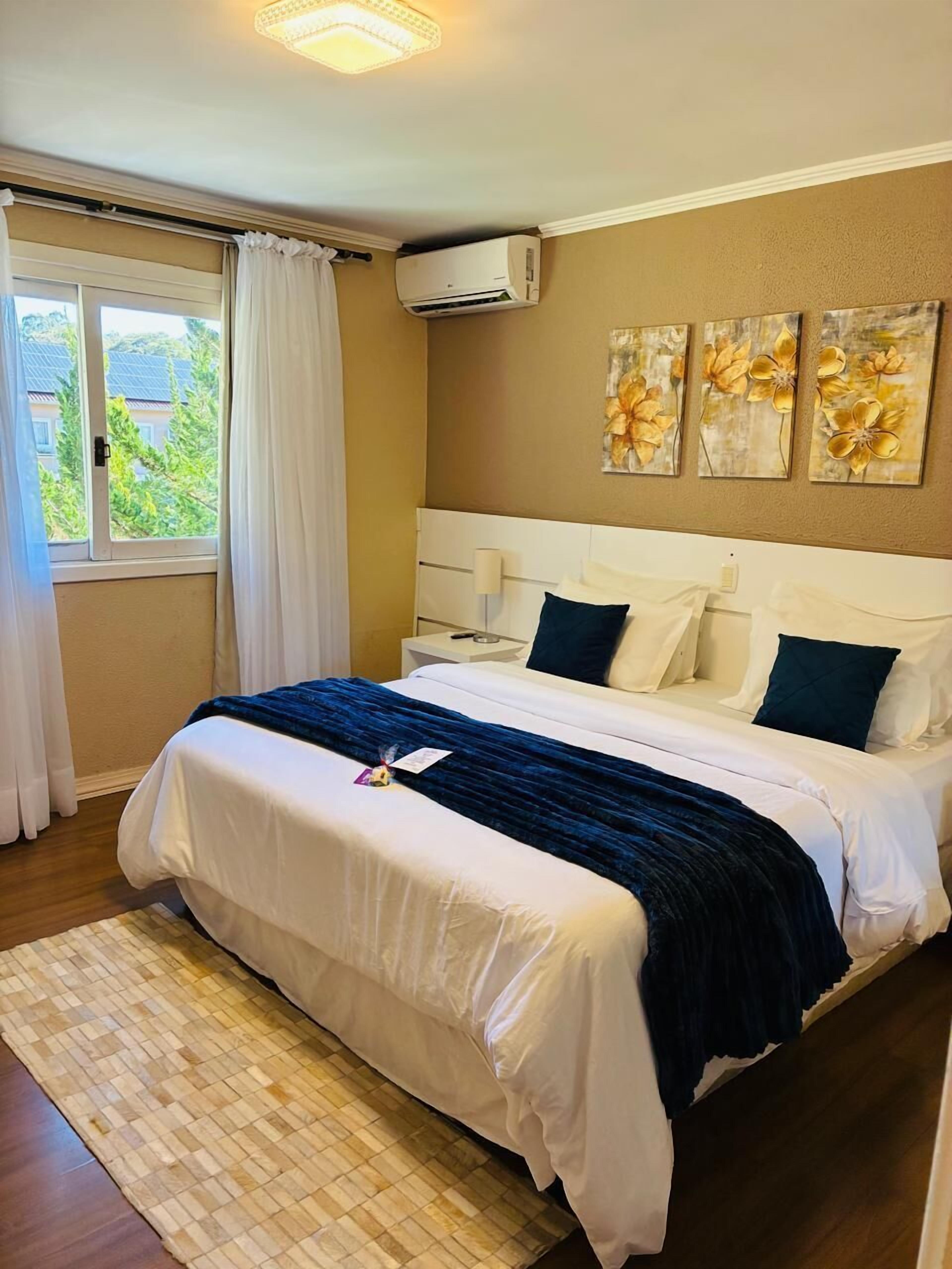 Premium Studio | Minibar, desk, blackout drapes, soundproofing