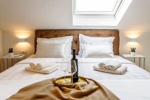 8 bedrooms, iron/ironing board, travel cot, free WiFi