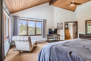 House, 5 Bedrooms | 5 bedrooms, laptop workspace, iron/ironing board, free WiFi - Moose Hill Lodge 5 Bedroom Home by RedAwning (Breckenridge)