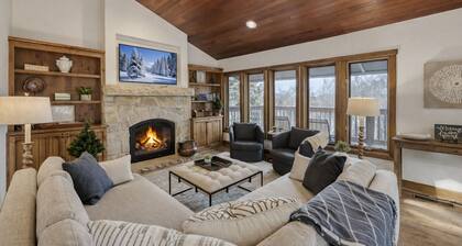 Stargazer 115 3 Bedroom Townhouse by RedAwning