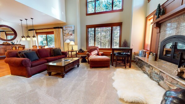 Townhome, 4 Bedrooms | Living area