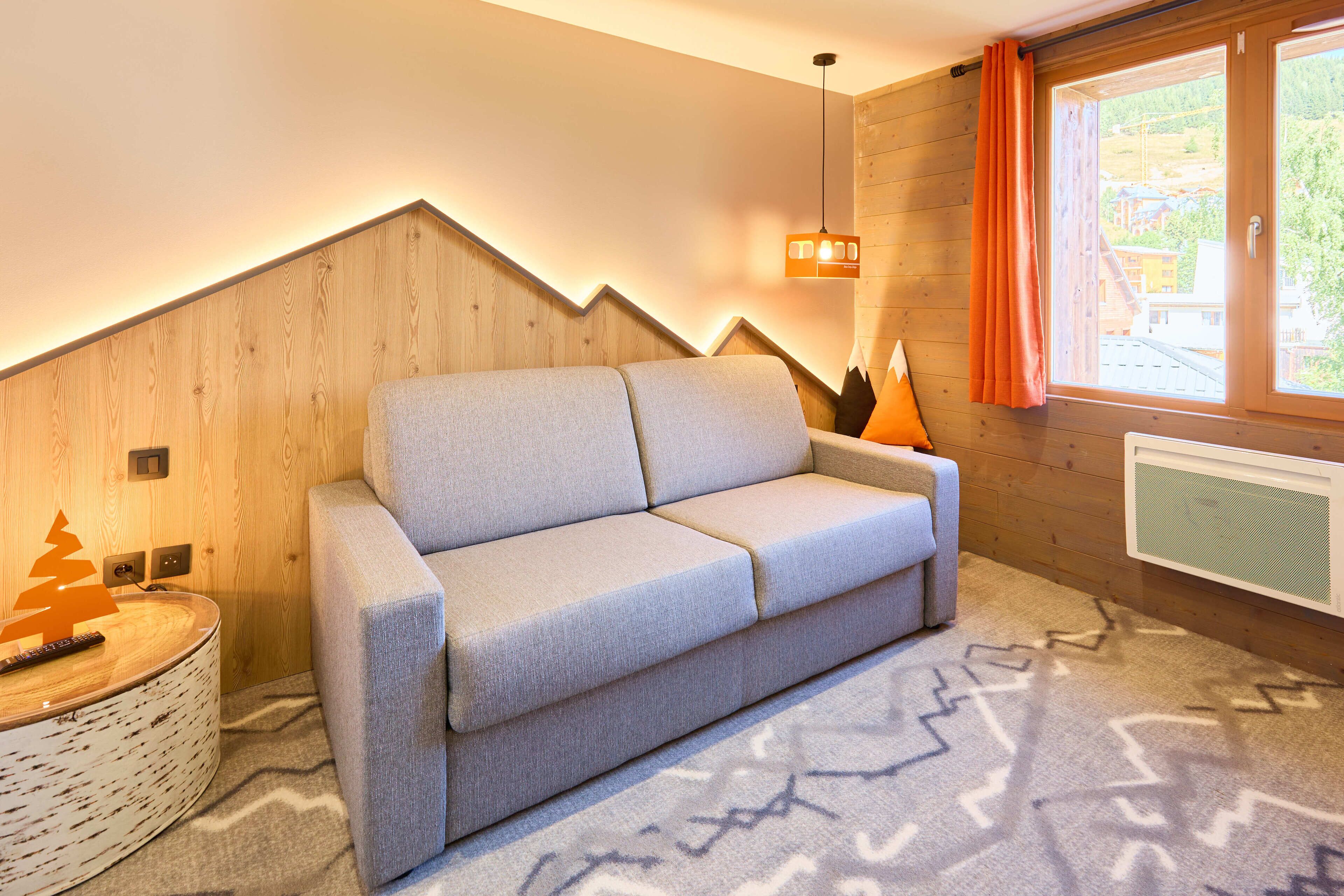 Family Quadruple Room | Soundproofing, travel cot, free WiFi, bed sheets