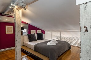 2 bedrooms, iron/ironing board, free WiFi