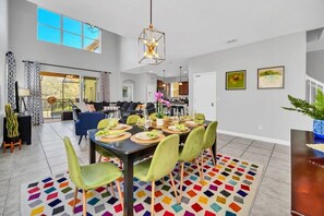 Dining - Disney villa w/private view! Minutes from parks. (Kissimmee)