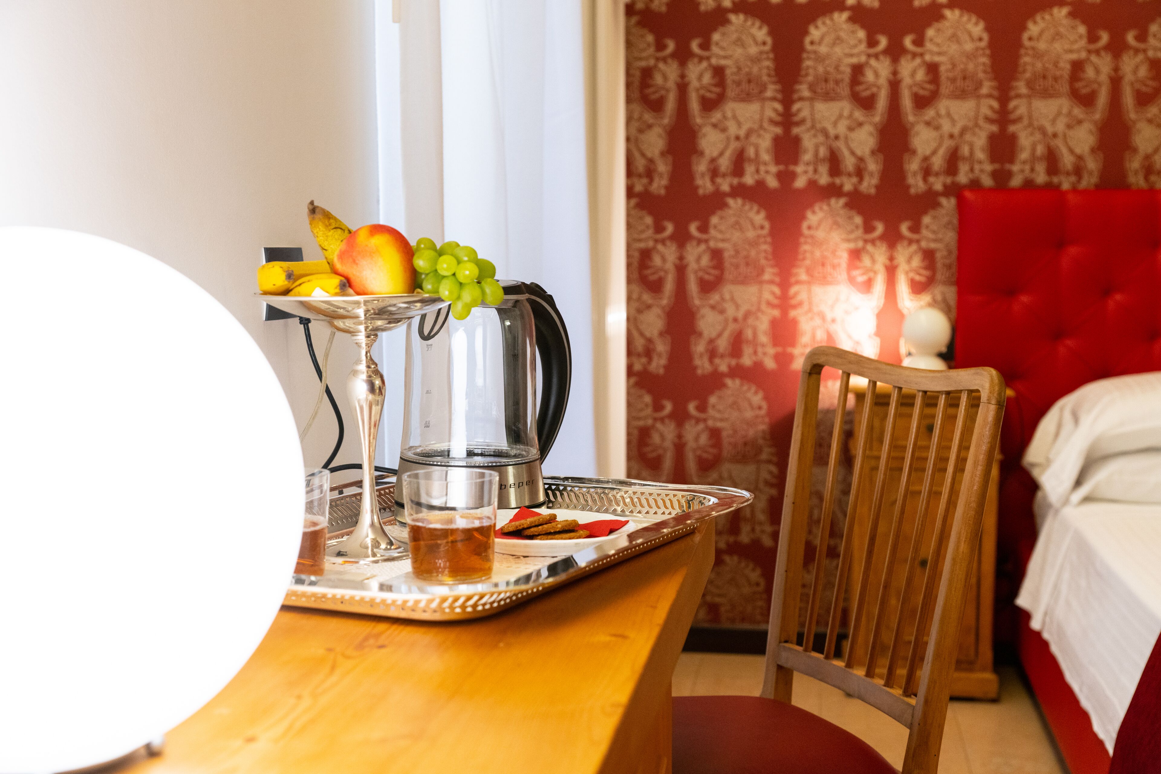 Habitación Deluxe con 1 cama matrimonial o 2 individuales, vista a la ciudad | Sábanas de algodón egipcio, ropa de cama de alta calidad y minibar 