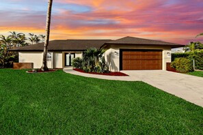 Exterior - Look at this View with direct Gulf Access (Cape Coral)