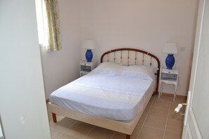 3 多间卧室、熨斗/熨衣板、旅行婴儿床、WiFi