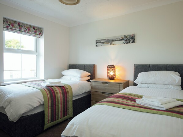4 habitaciones y ropa de cama