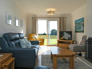 Living area - Headlands House - UK6739 (Lydstep, near Tenby)