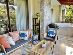 Terrace/patio - El Portillo Terrenas Amazing 2 BDM Luxury 🏖 Beach Apt Private Private Hot Tub! (El Limón)