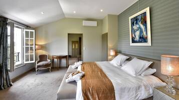 3 chambres, coffres-forts dans les chambres, Wi-Fi gratuit