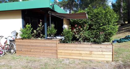 Bungalow 6 places holiday village with heated swimming pools