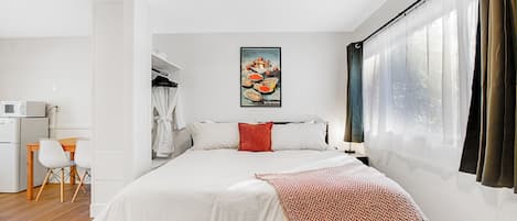 1 bedroom, WiFi, bed sheets