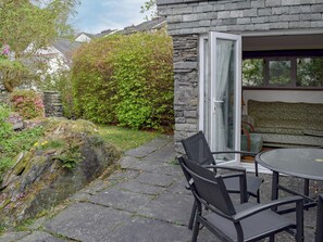 Terrace/patio - 2 bedroom accommodation in Windermere (Windermere)