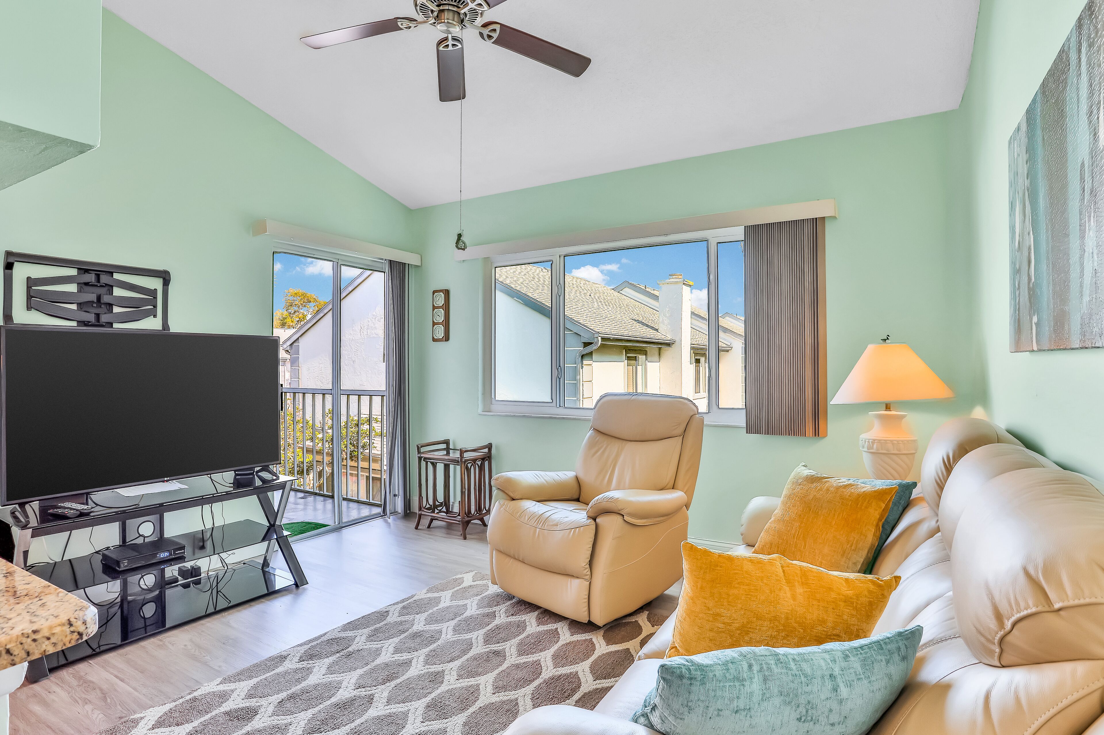 Family-Friendly Condo Close to Beach W/ Shared Pool, Free WiFi & Private Balcony