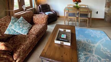 Cottage | Living area