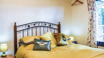 1 dormitorio y ropa de cama