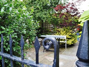 Terrace/patio - 2 bedroom accommodation in Windermere (Windermere)