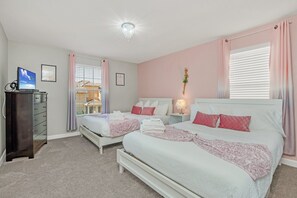 House (5 Bedrooms) | 5 bedrooms, laptop workspace, iron/ironing board, WiFi - Appealing, Large 5BD Home Close to Themed-parks #5pp961 (Kissimmee)
