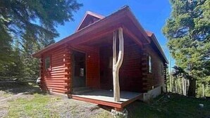 Exterior - Beautiful Mountain Cabin near Tetons Yellowstone (Dubois)