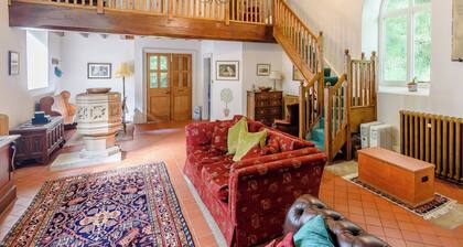 2 bedroom accommodation in Panton