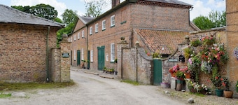 3 bedroom accommodation in Rudston, near Bridlington
