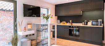 Bootham Row Escape - a couples retreat that sleeps 2 guests in 1 studio