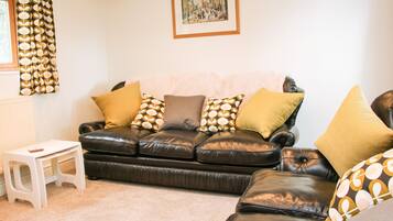 Cottage | Living room