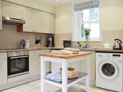 3 bedroom accommodation in Rudston, near Bridlington