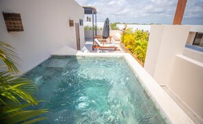 Outdoor spa tub - Alluring Condo Naj Kiin Tulum (Tulum)