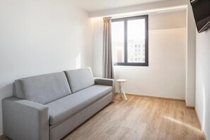 Junior Suite | Living area - B&B Hotel Malaga Centro (Málaga)