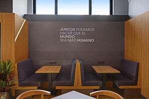 Dining - B&B Hotel Malaga Centro (Málaga)