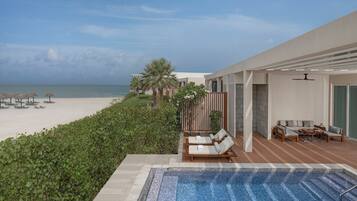 Room, 1 Bedroom, Beachfront (Pool) | Beach/ocean view