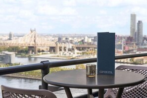 Outdoor dining - The Beekman Tower, Trademark Collection by Wyndham (New York)