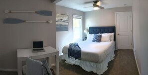 3 bedrooms, desk, iron/ironing board, free WiFi