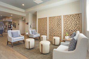 Exterior - Candlewood Suites Guadalajara Galerias by IHG (Zapopan)