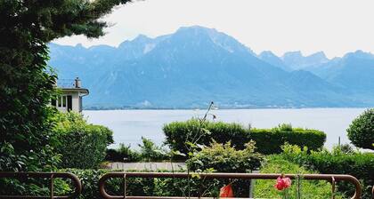 Paradise lake view Apartment