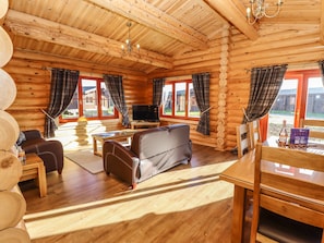 Interior - Holly Lodge (Oakham)