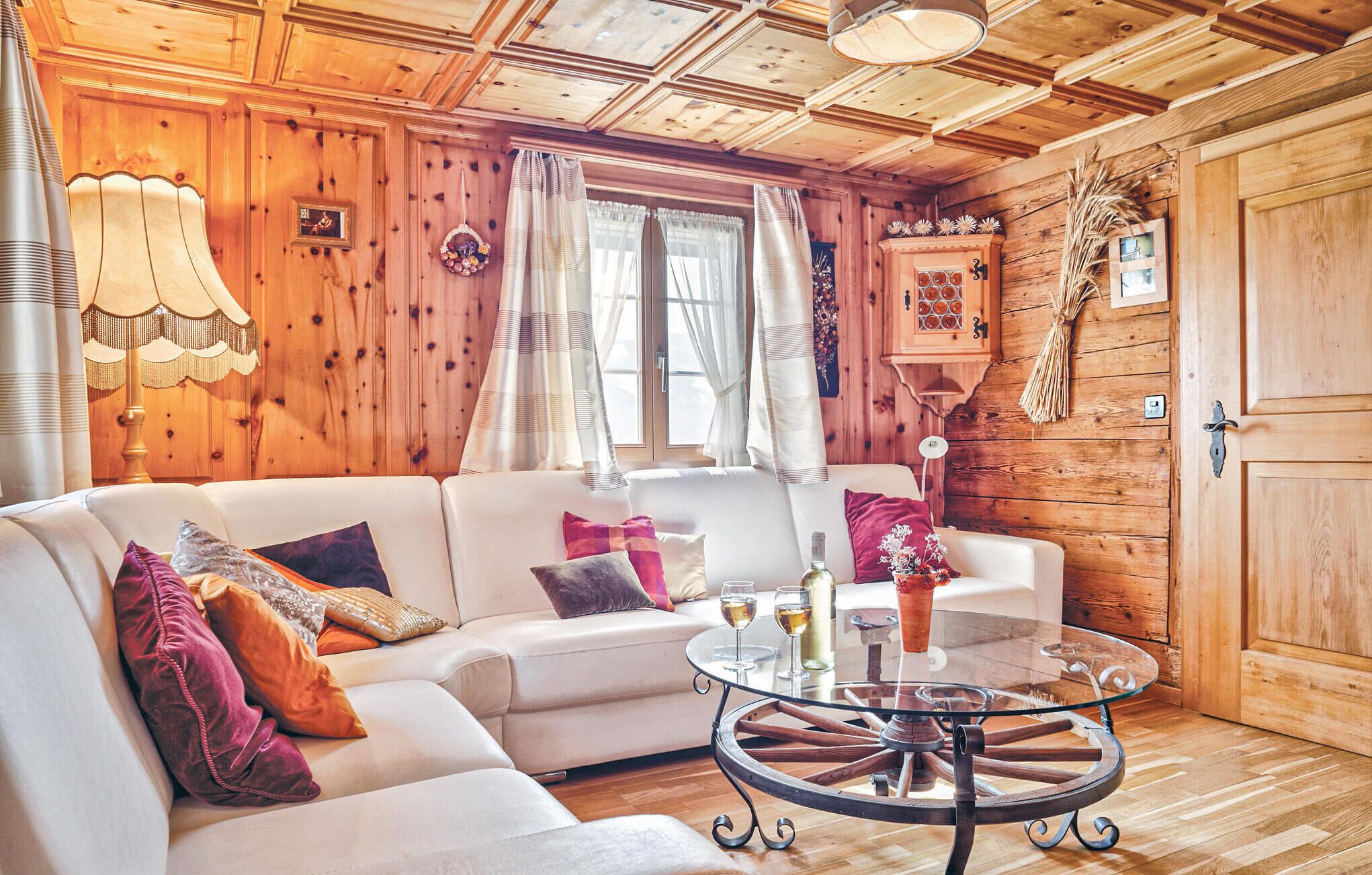 House | Living area | TV