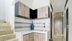 Unclassified image, 4 of 21, button - OYO 90215 Ada Residence (Karawang)